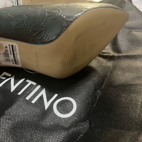 Brand Nee Valentino Black heels size 8 - Picture 3 of 7